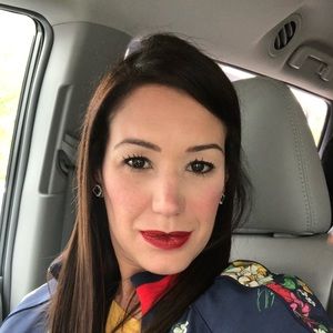 Meet your Posher, Paula